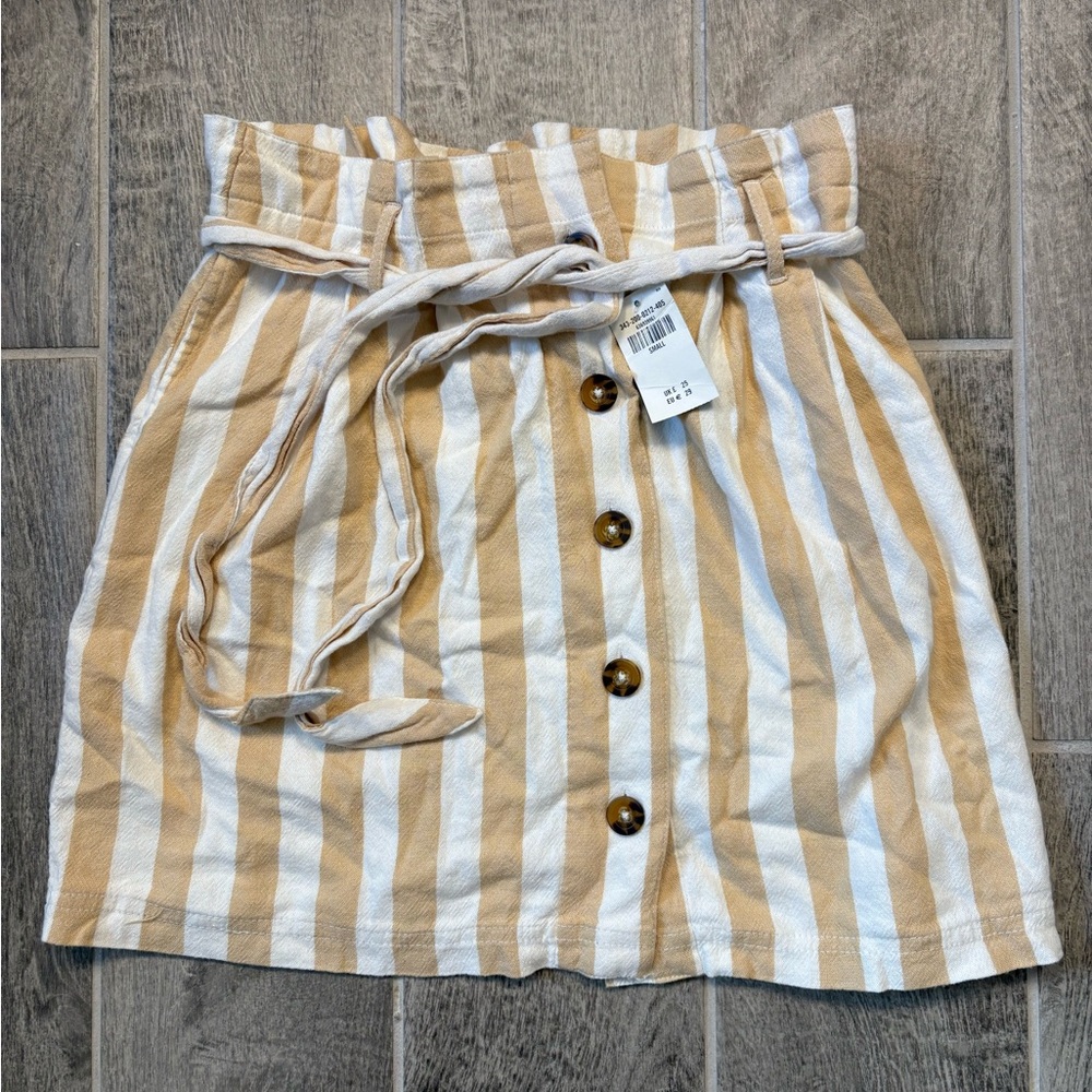 Hollister Tan Smocked Tie Front Ultra High Rise Mini Skirt NWT size Small